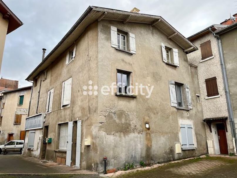 Vente maison 11 pièces 220 m² à Courpière (63120), 195 000 €