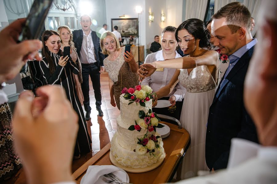 Bryllupsfotograf Yuliya Isupova (juliaisupova). Bilde av 3 august 2019