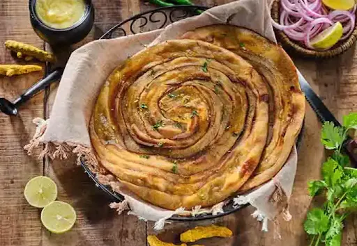 Lachaa Paratha