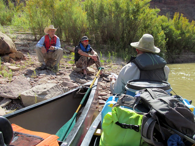 Waiting out the wind at Bowknot Bend