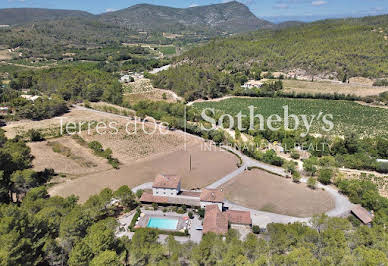 House with pool and terrace 2