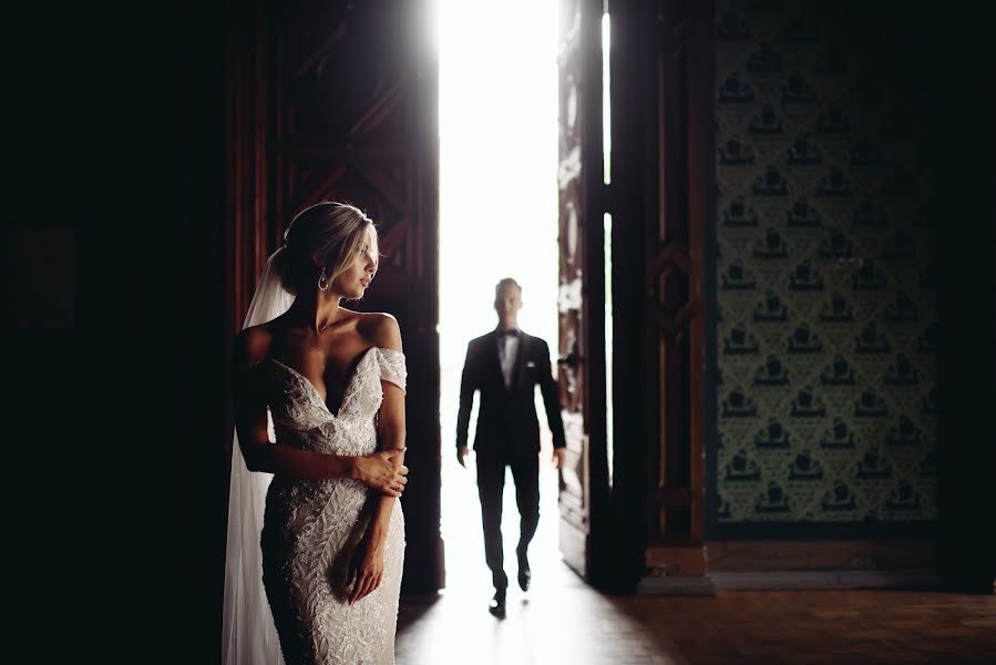 Wedding photographer Aleksandr Medvedenko (bearman). Photo of 19 December 2020