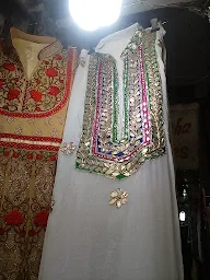 Noor Cloth House photo 3