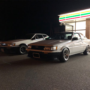 カローラレビン AE86