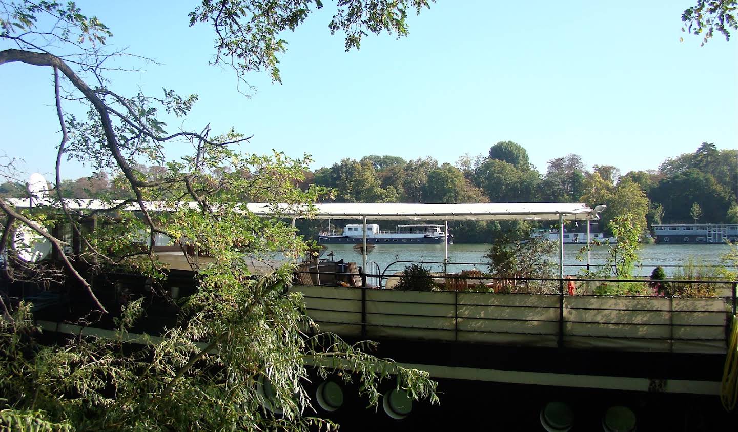 Houseboat Saint-Cloud