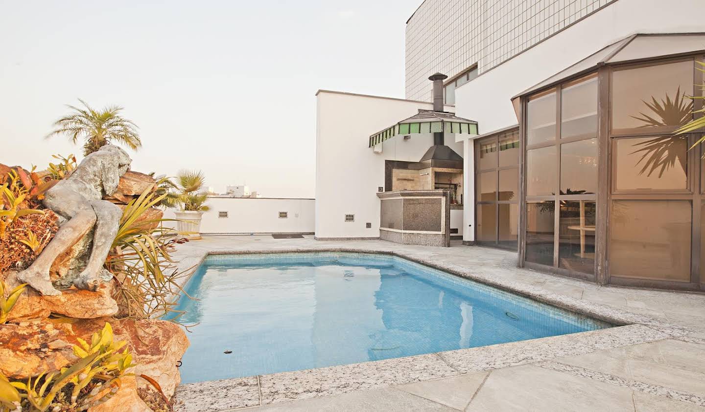 House with pool and terrace São Paulo