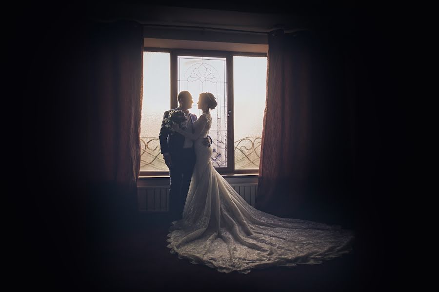 Wedding photographer Tatyana Kovaleva (tatyanakovaleva). Photo of 5 April 2017