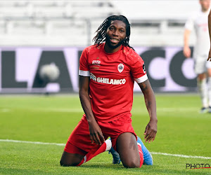 Dieumerci Mbokani a encore le feu sacré : "Je peux certainement jouer jusqu'à cet âge-là" 