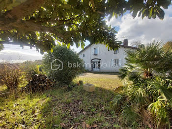 maison à Mouscardès (40)