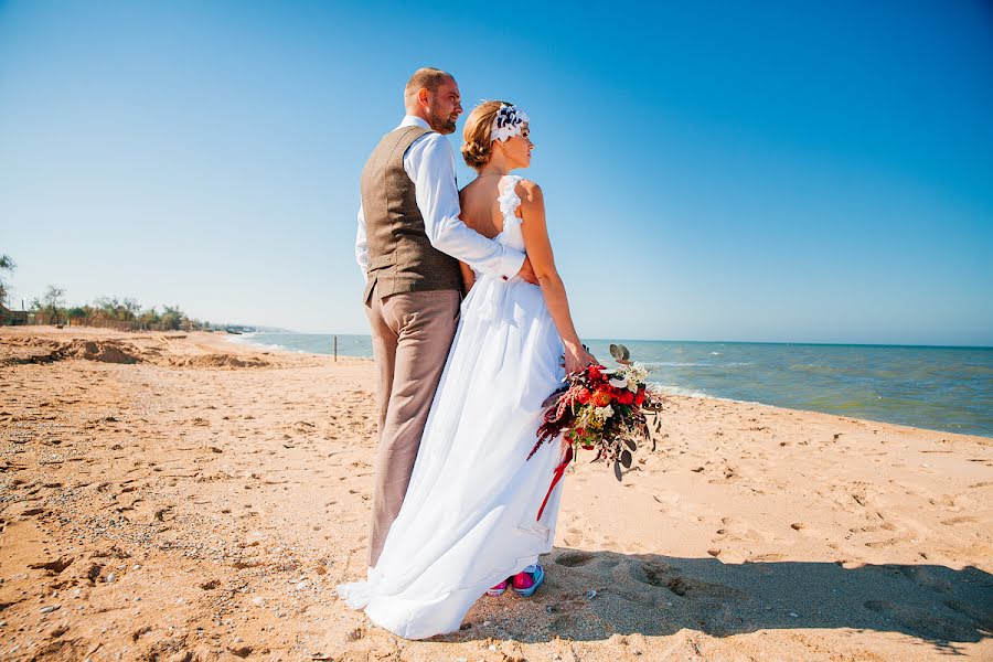 Wedding photographer Andrey Dolzhenko (andreydolzhenko). Photo of 27 December 2014