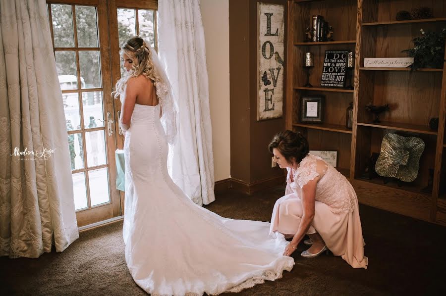 शादी का फोटोग्राफर Madison Lowe (madisonlowe)। दिसम्बर 30 2019 का फोटो