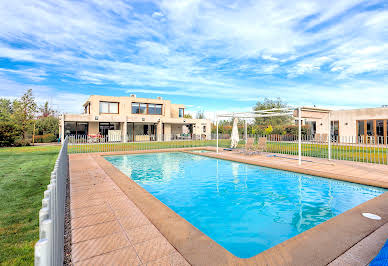 House with garden and terrace 4