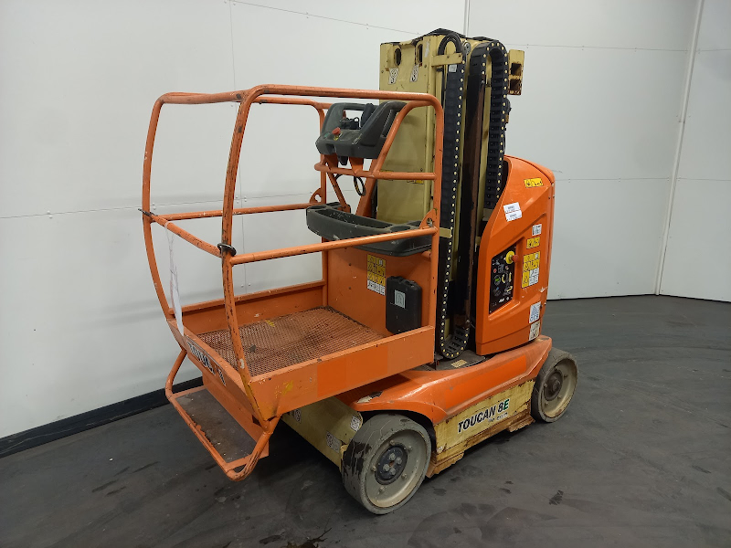 Picture of a JLG TOUCAN 8E