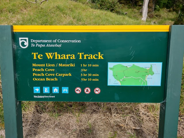 Te Whara Track via Urquharts Bay Car Park