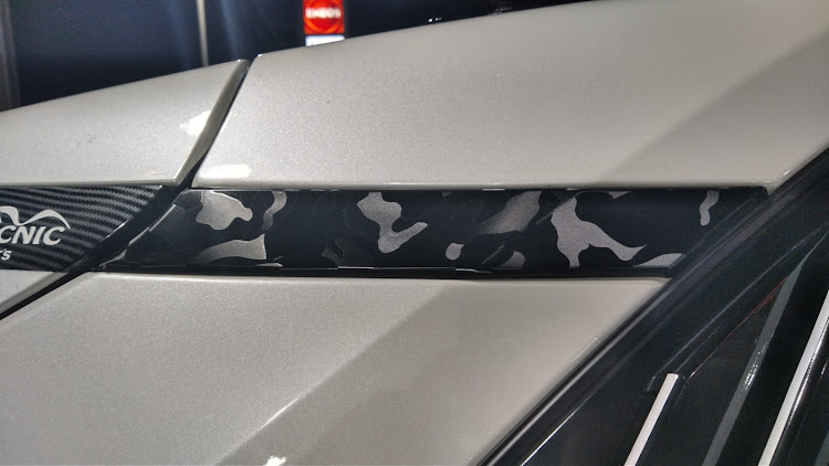 RAV4の俺のDIY・ラッピング・適当にが多すぎな件・真夜中の車弄・初挑戦に関するカスタム事例の投稿画像4枚目