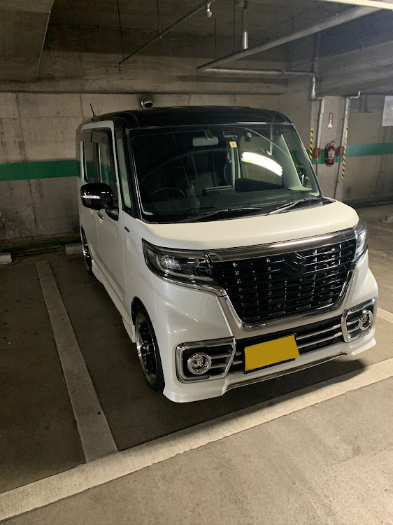 スペーシアカスタムのDIY・パレットsw・ステルスレーシング・気軽にフォロー&コメントよろしくお願いします🥺・リアワイパーレスに関するカスタム事例の投稿画像2枚目