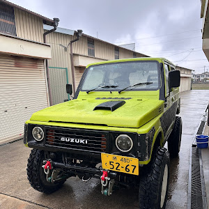 ジムニー JA11V