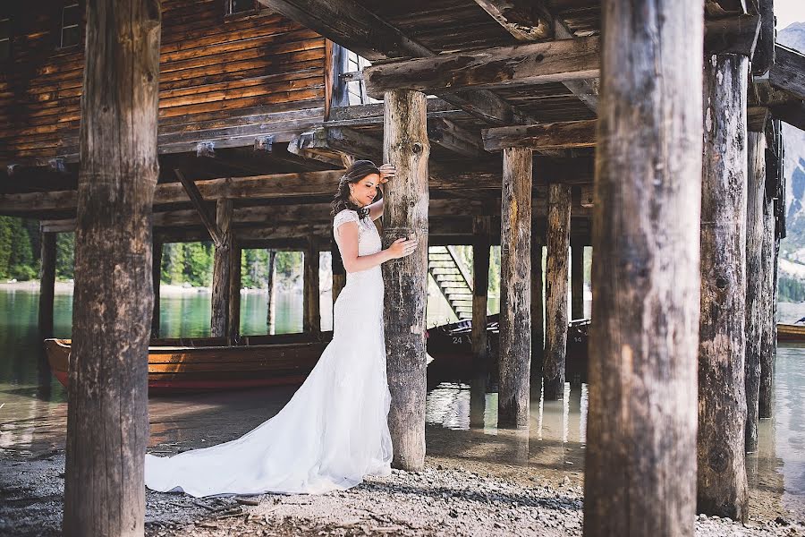 Fotógrafo de casamento Krisztian Kovacs (krisztiankovacs). Foto de 7 de julho 2017