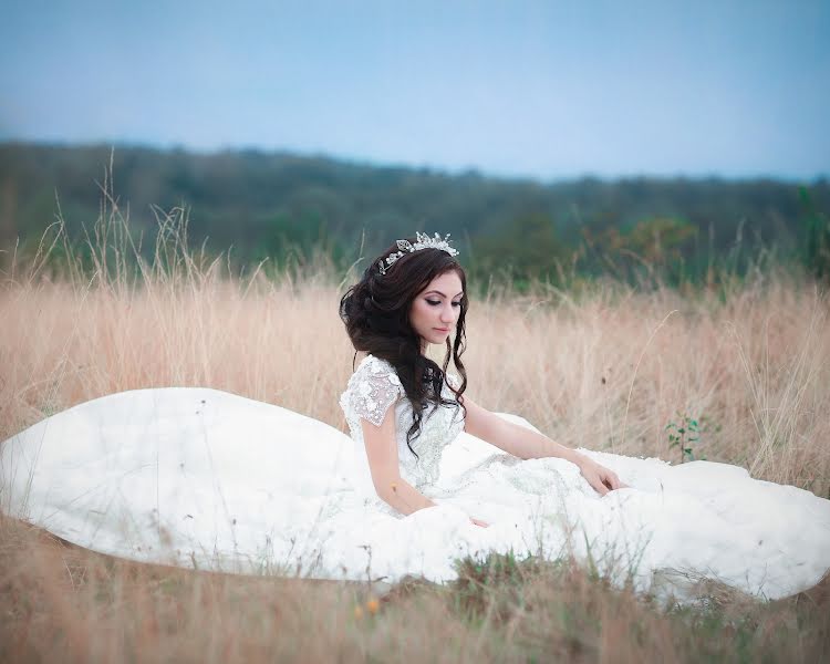 Fotógrafo de casamento Dzantemir Sabanov (saban). Foto de 27 de agosto 2017