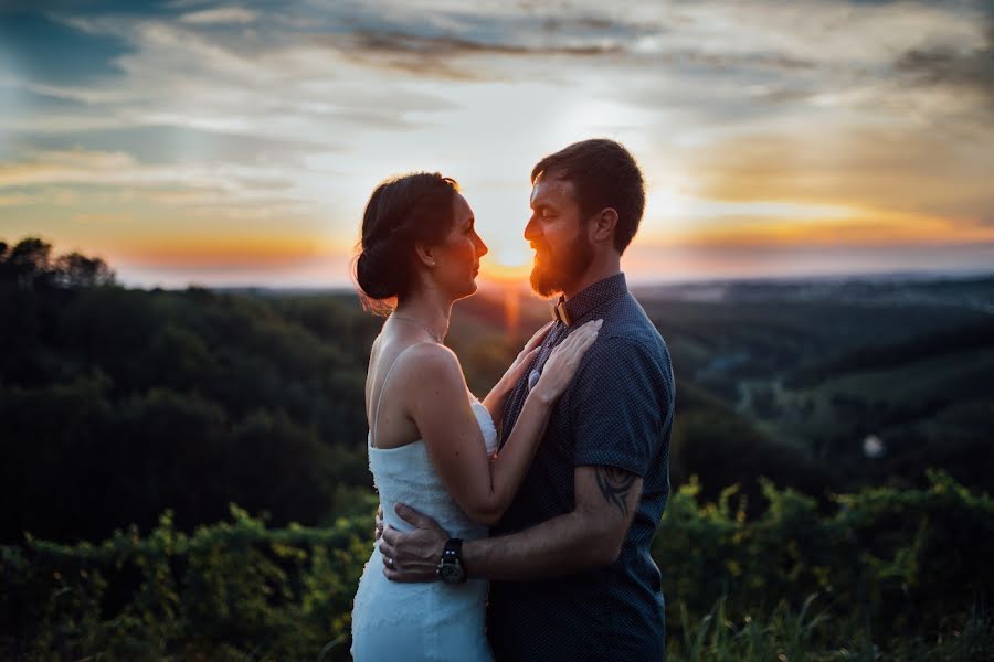 Fotógrafo de bodas Vanessa Tivadar (vanessativadar). Foto del 2 de octubre 2018