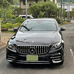 Eクラス セダン W213