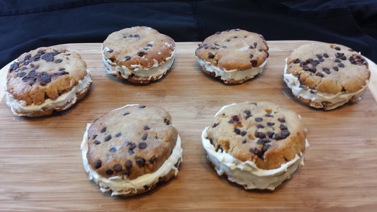 Vegan Chocolate Chip Whoopie Pies
Filled w/Coconut Milk Frosting