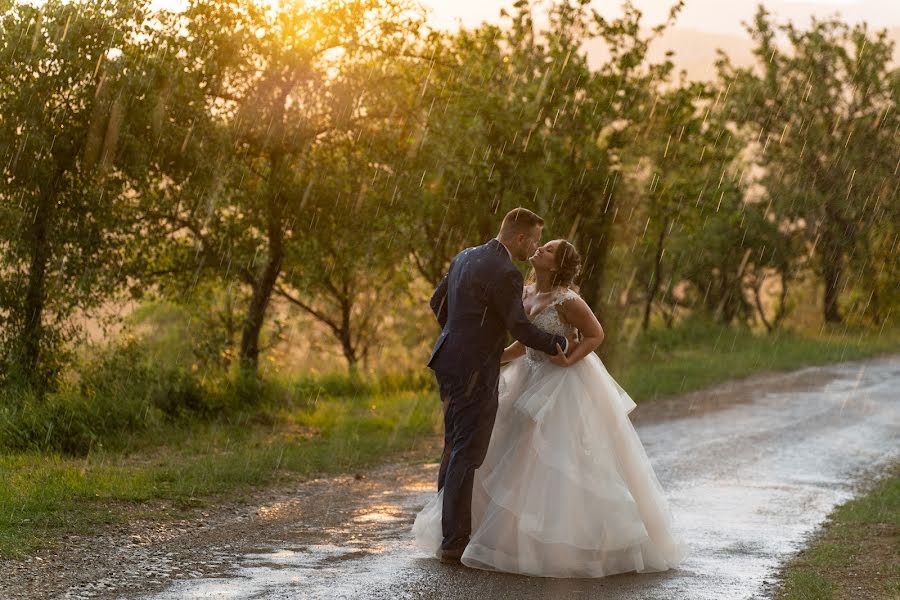 Fotografo di matrimoni Péter Kiss (peterartphoto). Foto del 24 giugno 2022