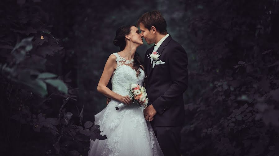結婚式の写真家István Dányi (danyiistvan)。2021 9月20日の写真