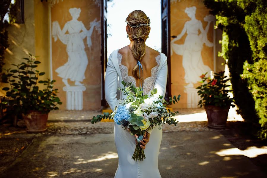 Fotografo di matrimoni Luis Muñoz (lessmore). Foto del 11 marzo 2020