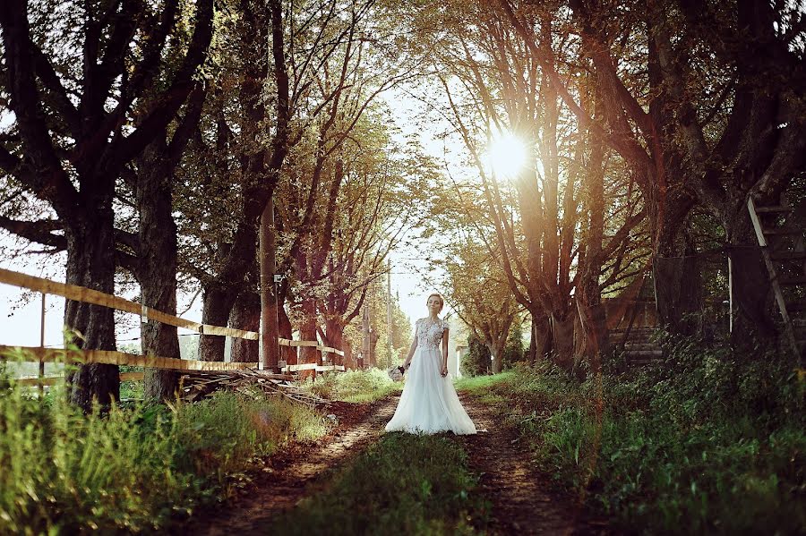 Fotógrafo de casamento Nikita Belyaev (belyaev92). Foto de 18 de julho 2020