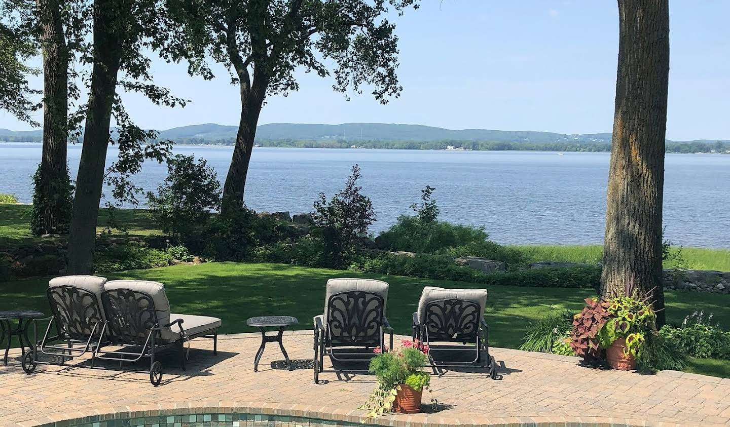 House L'Île-Bizard—Sainte-Geneviève