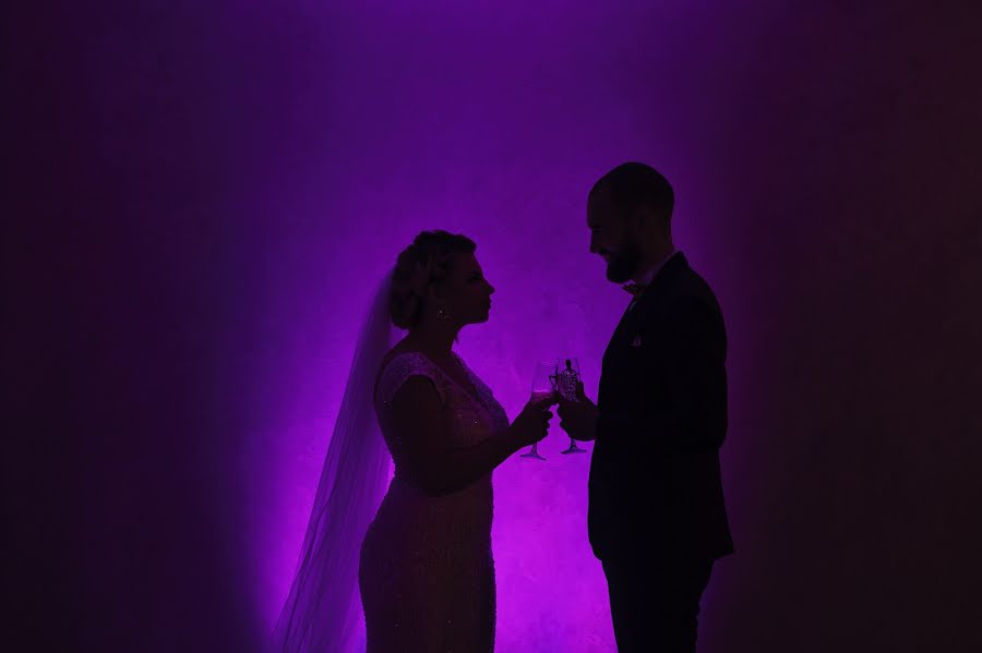 Wedding photographer Alin Ciurba (ciurbaalin1979). Photo of 7 October 2019