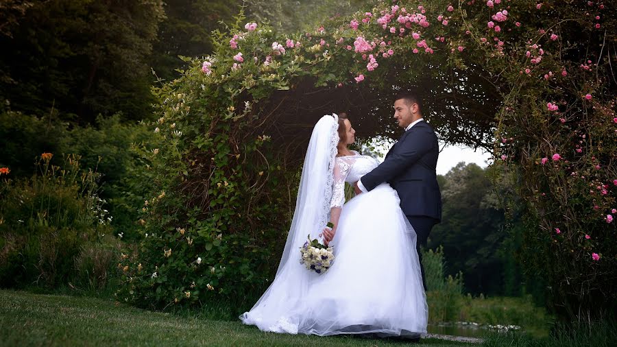 Fotógrafo de casamento Raul Kallayi (raulkallayi). Foto de 22 de março 2019