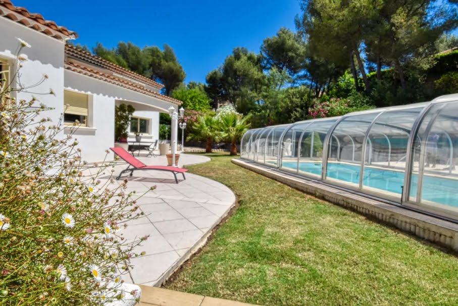 Vente villa 7 pièces 176 m² à Aubagne (13400), 1 030 000 €