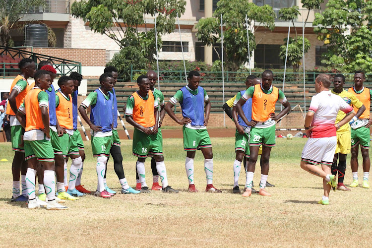 Coach Sebastian Migne talks to Stars' players during a recent training session