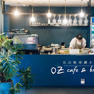 OZ Cafe & Bistro