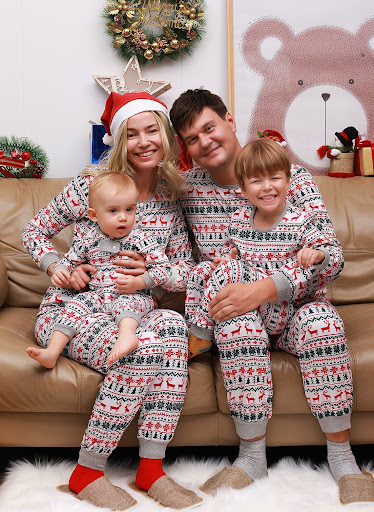 Title 7, Christmas Pajamas Family Matching New Year Set ...
