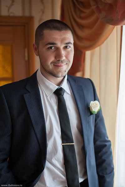 Photographe de mariage Dmitriy Safronov (arenkir). Photo du 23 décembre 2013