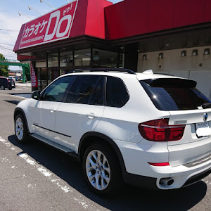 X5 E70