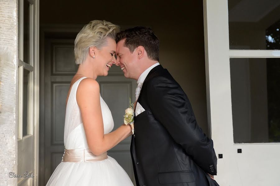 Fotógrafo de casamento Lilla Gócsa (gocsalilla). Foto de 3 de março 2019