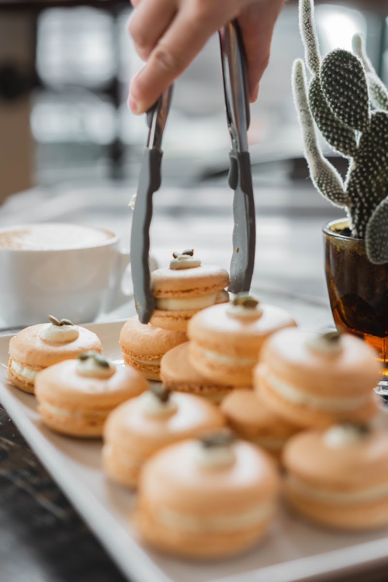 Pumpkin macaroons