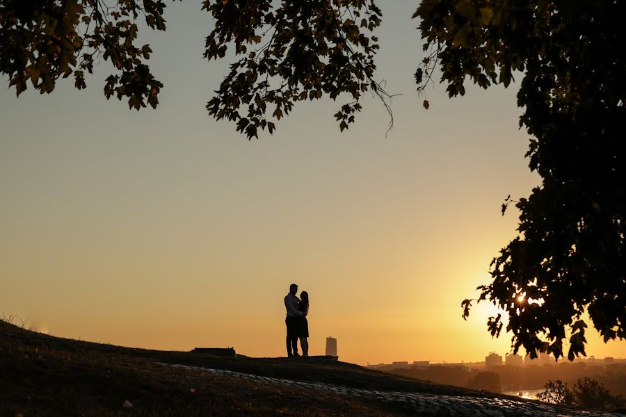 Fotógrafo de casamento Aleksandar Krstovic (krstalex). Foto de 9 de novembro 2021