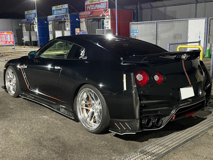 NISSAN GT-Rのスモーキー永田・オートサロン・トップシークレット・スーパーカー・事故に関するカスタム事例の投稿画像4枚目