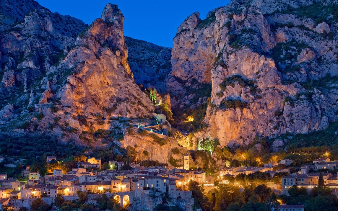 Moustiers-Sainte-Marie (Мустье-Сент-Мари)