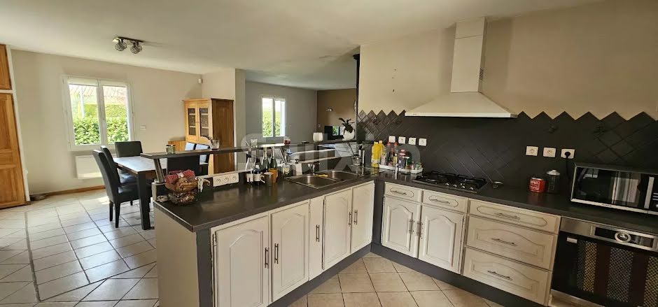 Vente villa 5 pièces 110 m² à Valreas (84600), 335 000 €