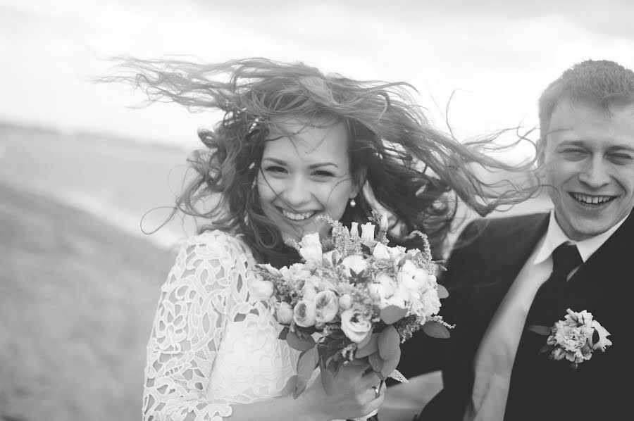 Fotógrafo de casamento Nataliya Degtyareva (natali). Foto de 25 de julho 2016