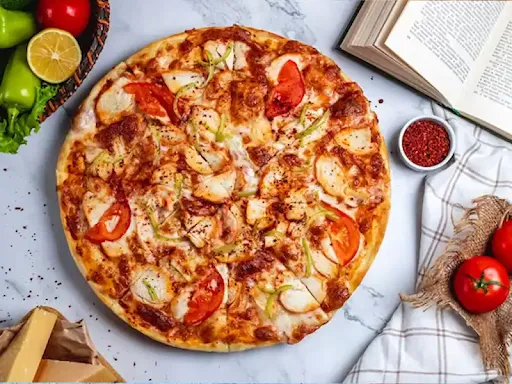 Golden Spoon Friendly Chicken Pizza