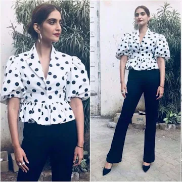 sonam_kapoor_polka_dot_image