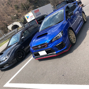 インプレッサ WRX STI GRB