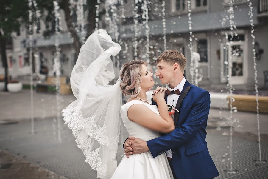 Fotografo di matrimoni Lyudmila Nelyubina (lnelubina). Foto del 25 settembre 2020